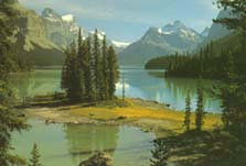 Maligne Lake Photo